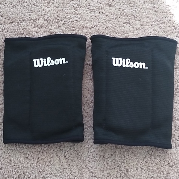 Junior reversible knee pads